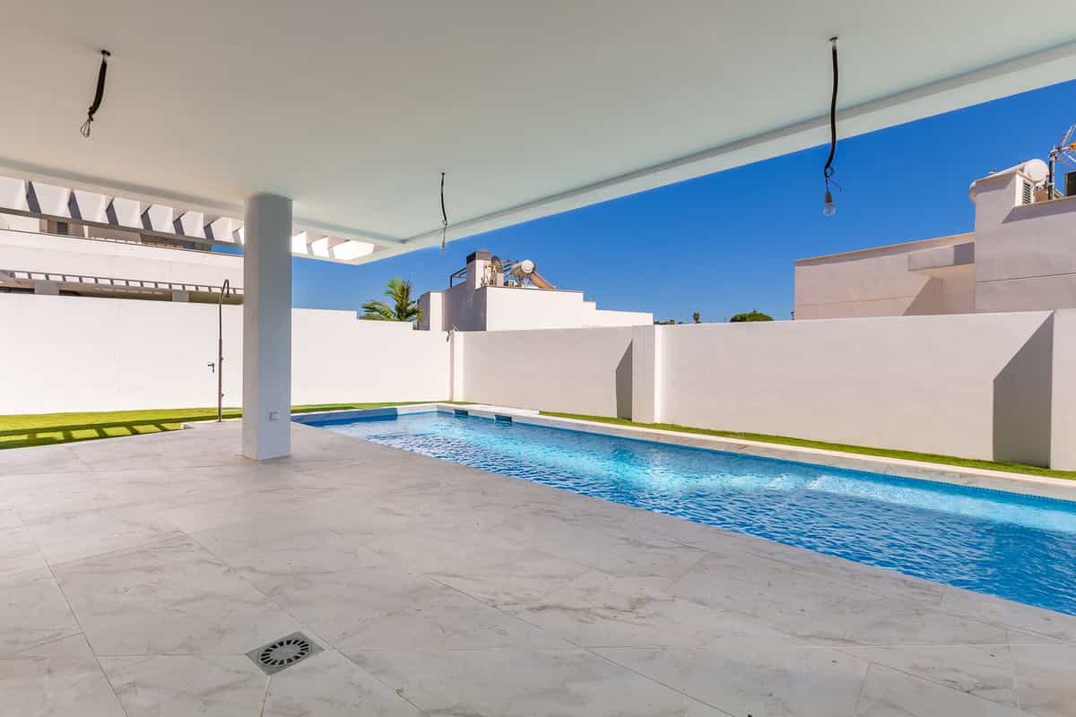 House in Marbella, Andalucía 12097607