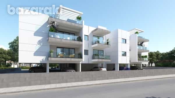 Condominium in Trachoni, Lemesos 12098754