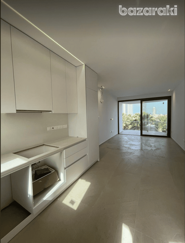 Condominium in Germasogeia, Limassol 12098831