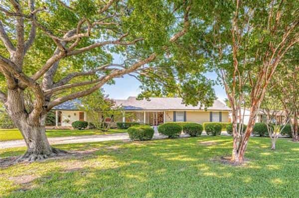 House in Farmers Branch, Texas 12099922