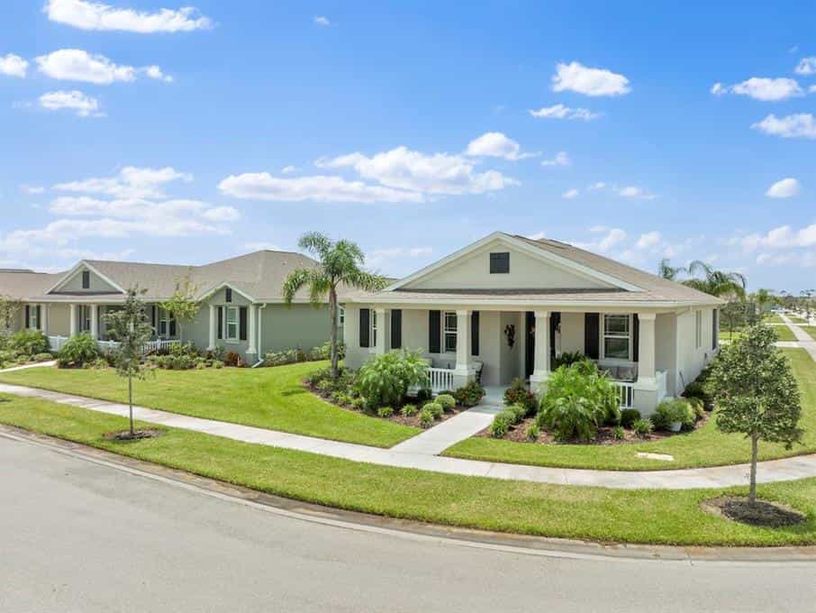 House in Vero Beach, Florida 12099985