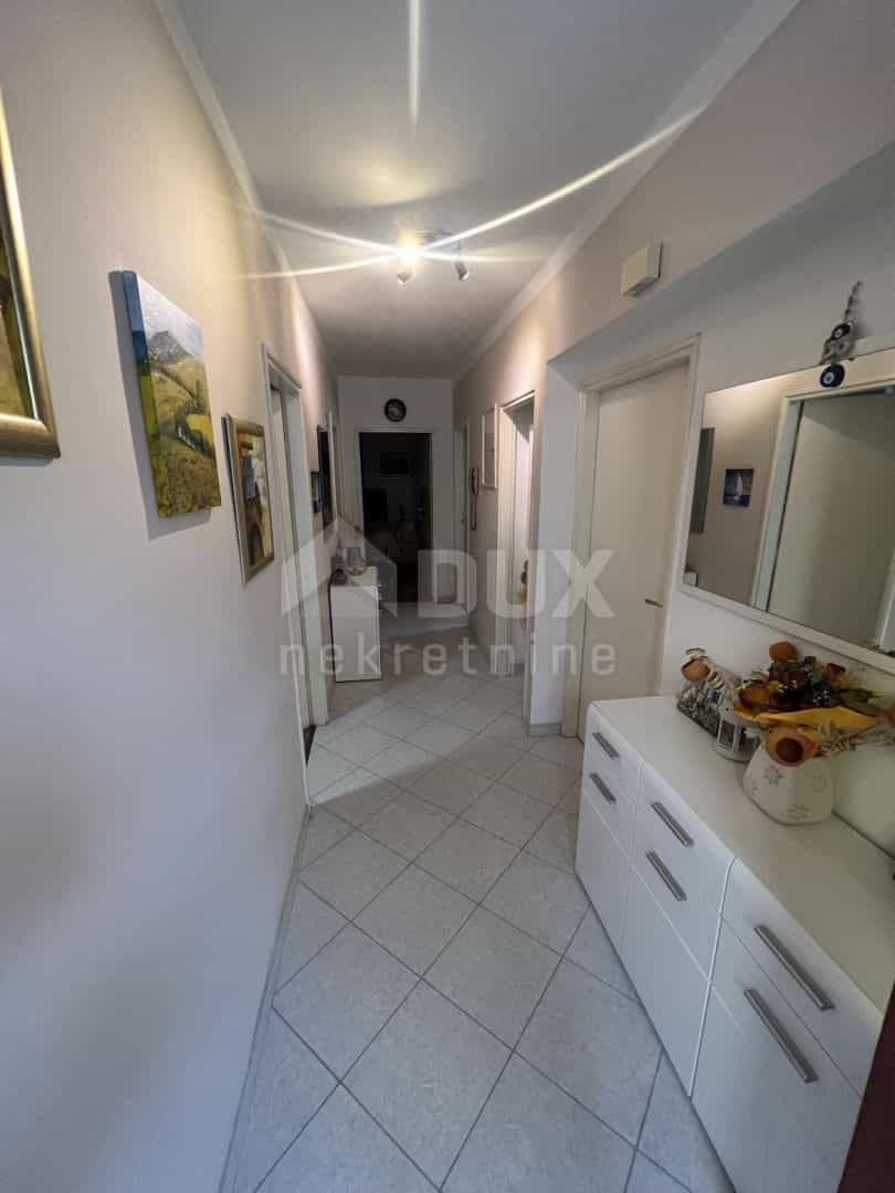House in Rijeka, Primorsko-goranska županija 12100340