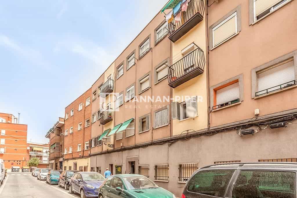 Condominium in Villa de Vallecas, Madrid 12100363