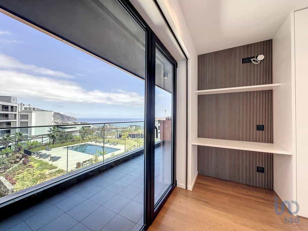 Condominium dans Funchal, Madeira 12100913