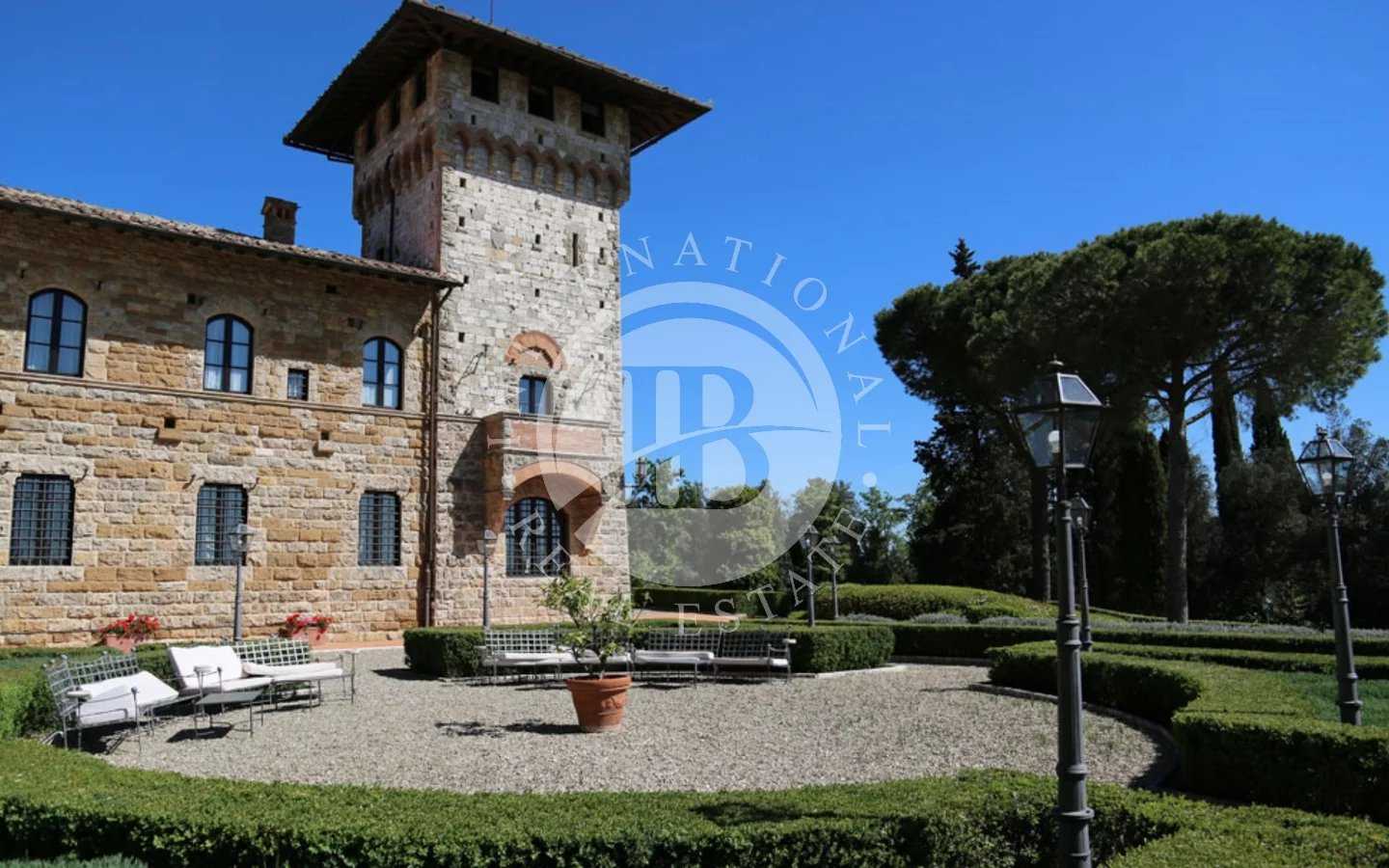 Huis in San Gimignano, Siena 12101518