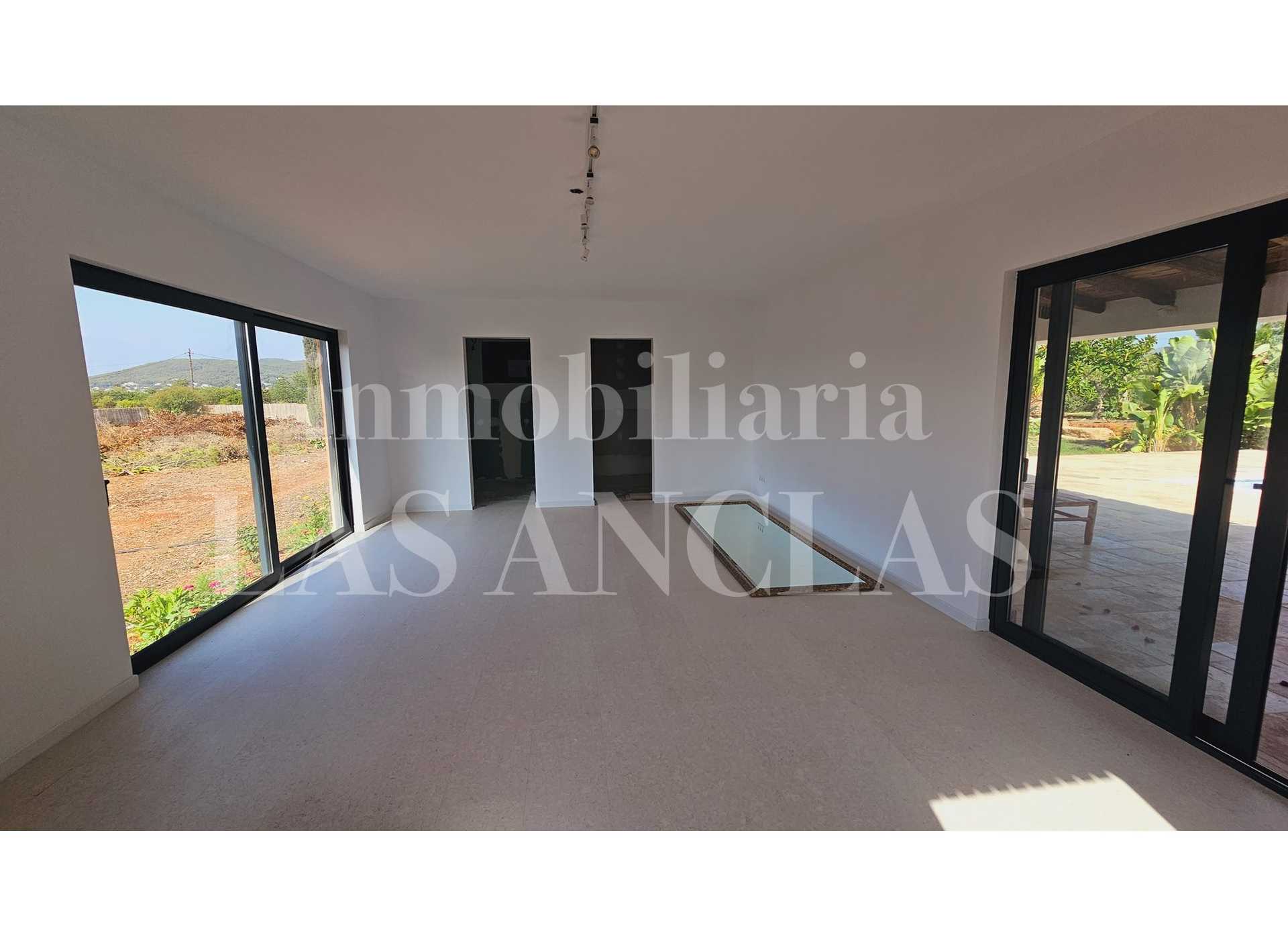 Будинок в Santa Eulària des Riu, Illes Balears 12101653