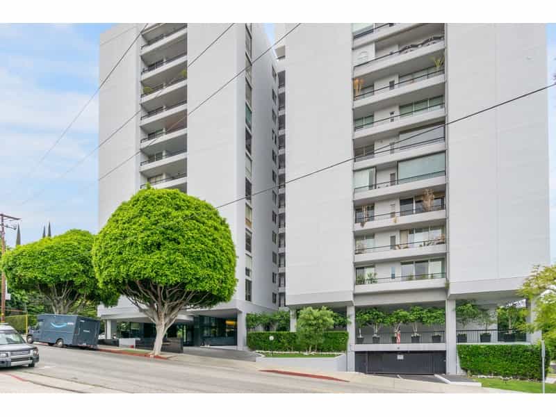 Condominium in West-Hollywood, Californië 12101661