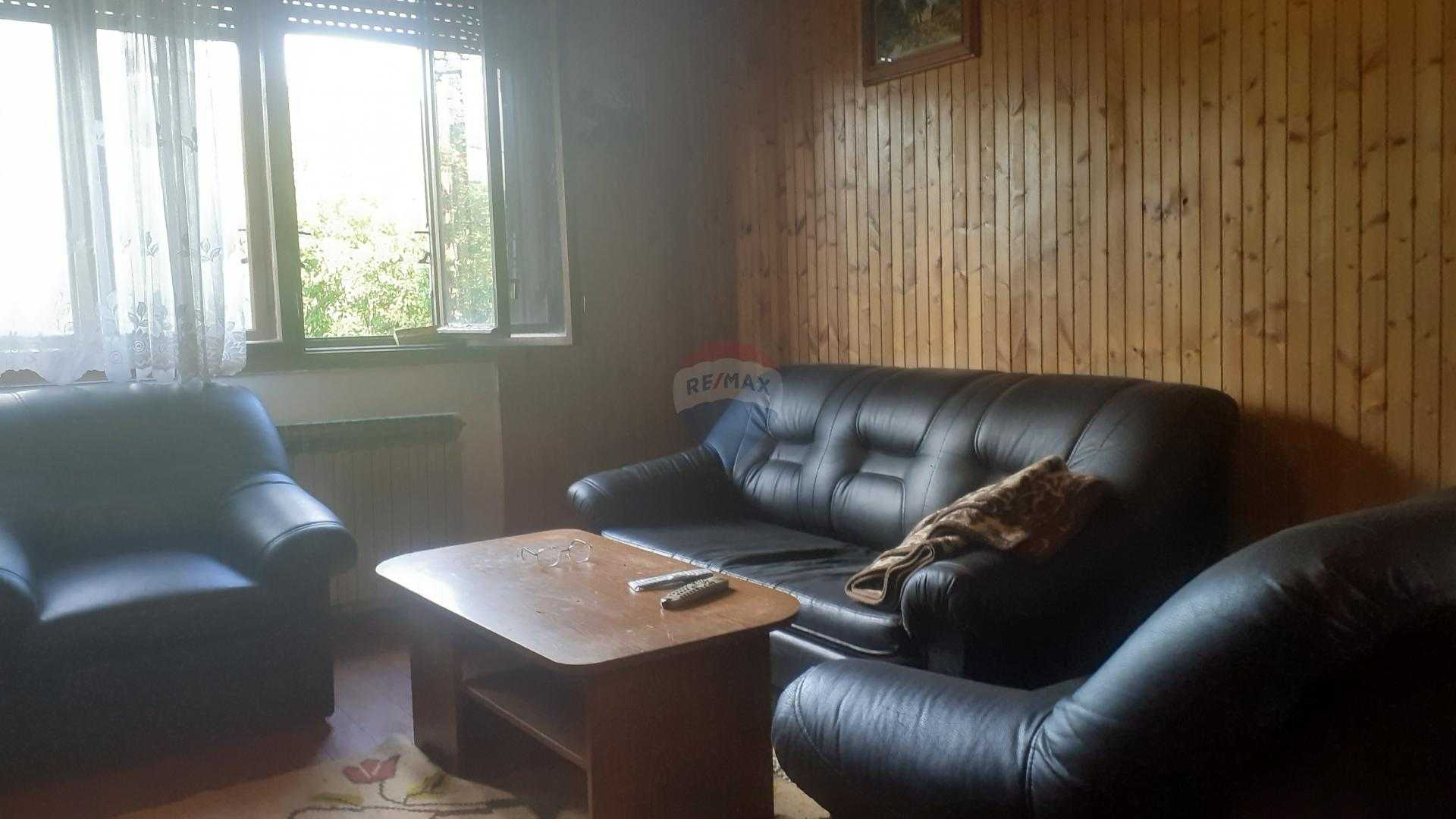 房子 在 Moravice, Primorsko-goranska županija 12102274