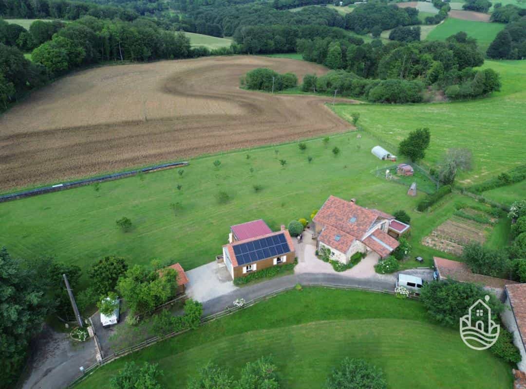House in Figeac, Occitanie 12102771