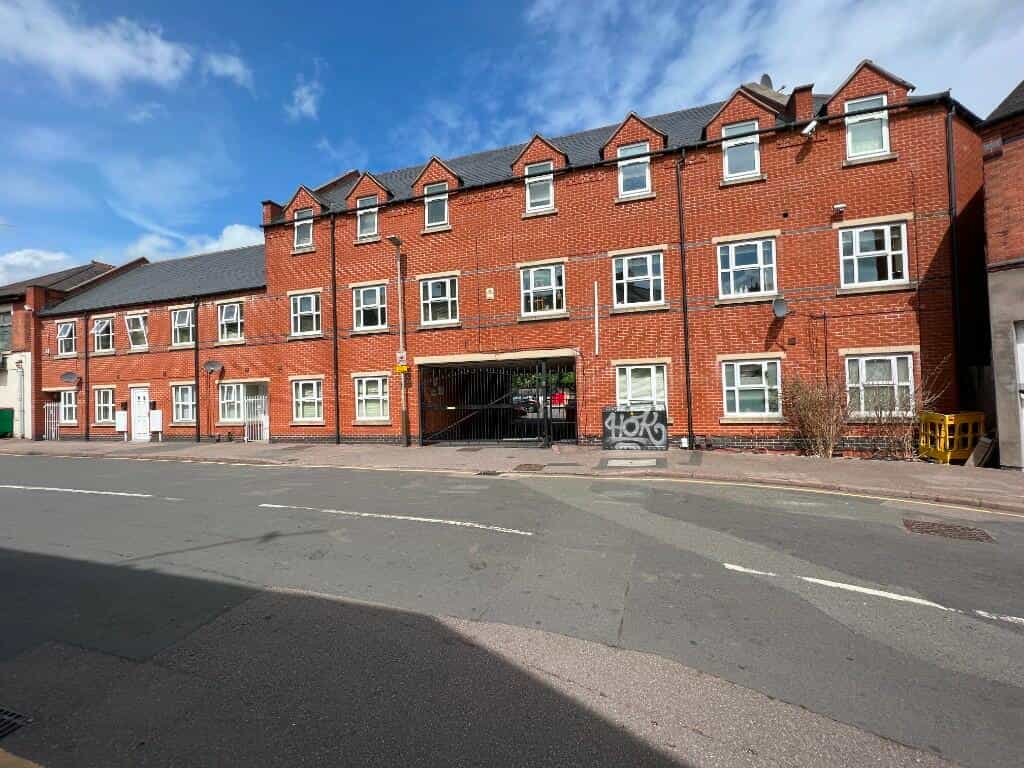 Condominium in Leicester, Leicester 12103063