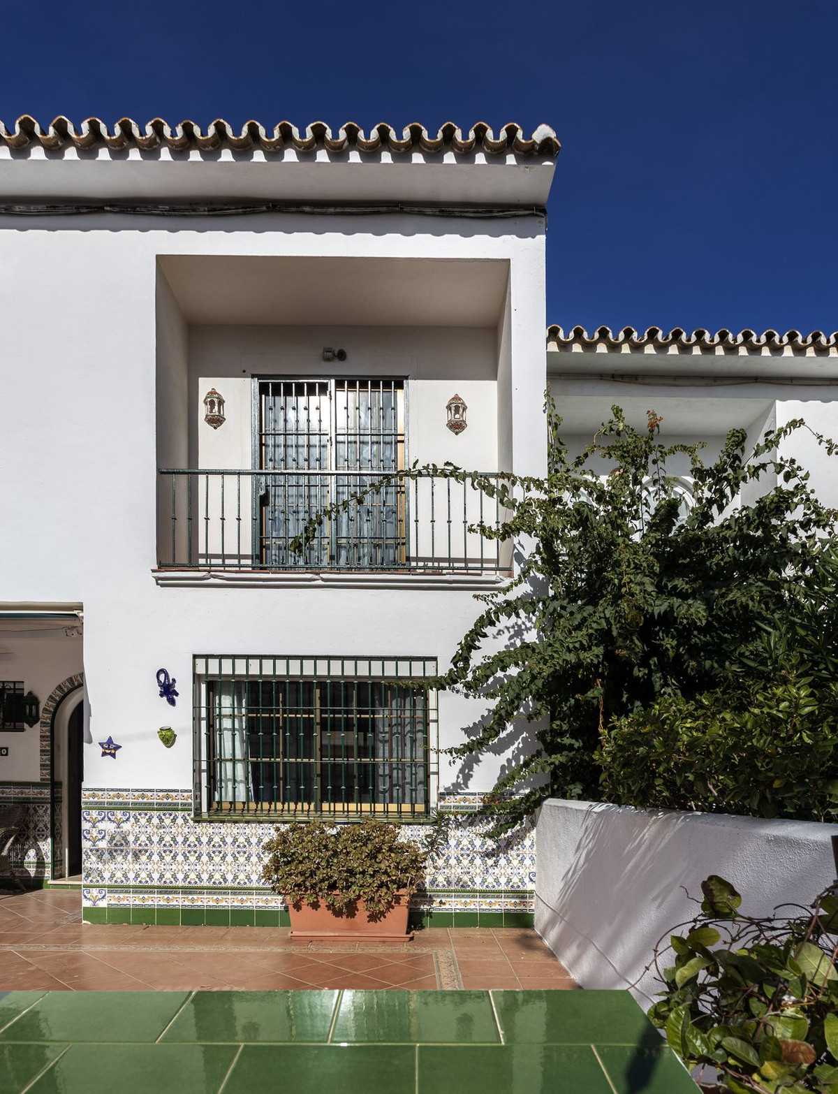 मकान में Fuengirola, Andalusia 12103630