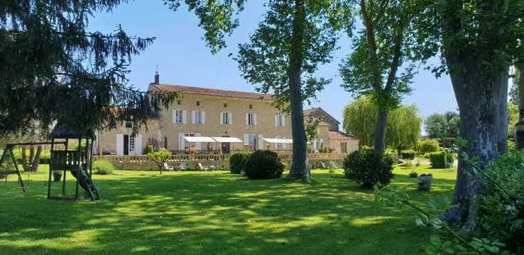 Dom w Minzac, Nouvelle-Aquitaine 12104016