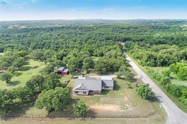 House in Agnes, Texas 12104502