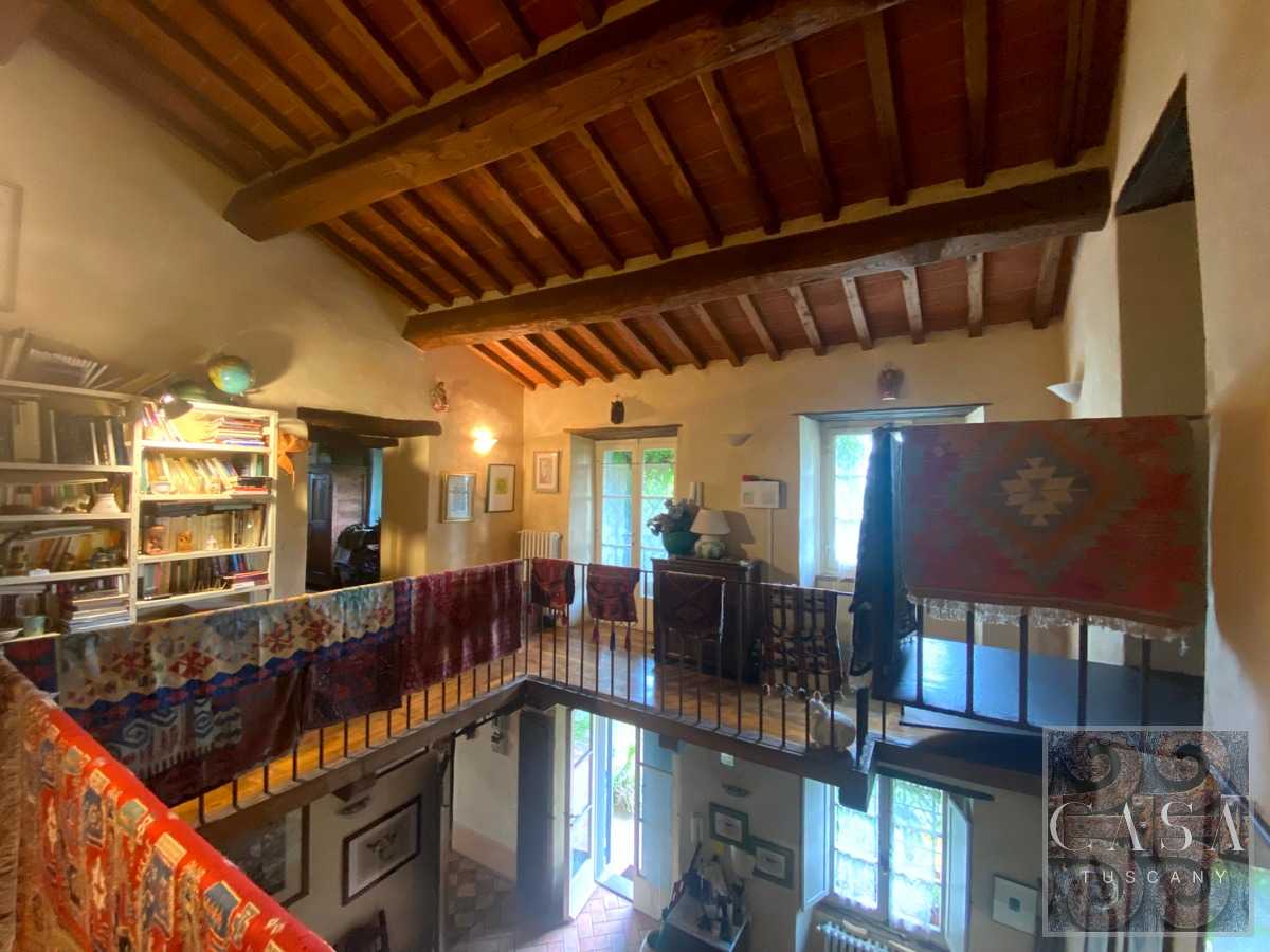 Rumah di Castiglion Fiorentino, Tuscany 12104568
