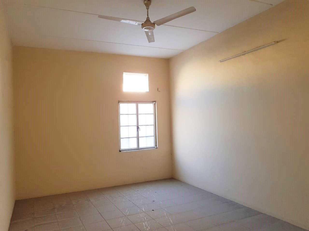 Condominium in `Askar, Al Janubiyah 12105189