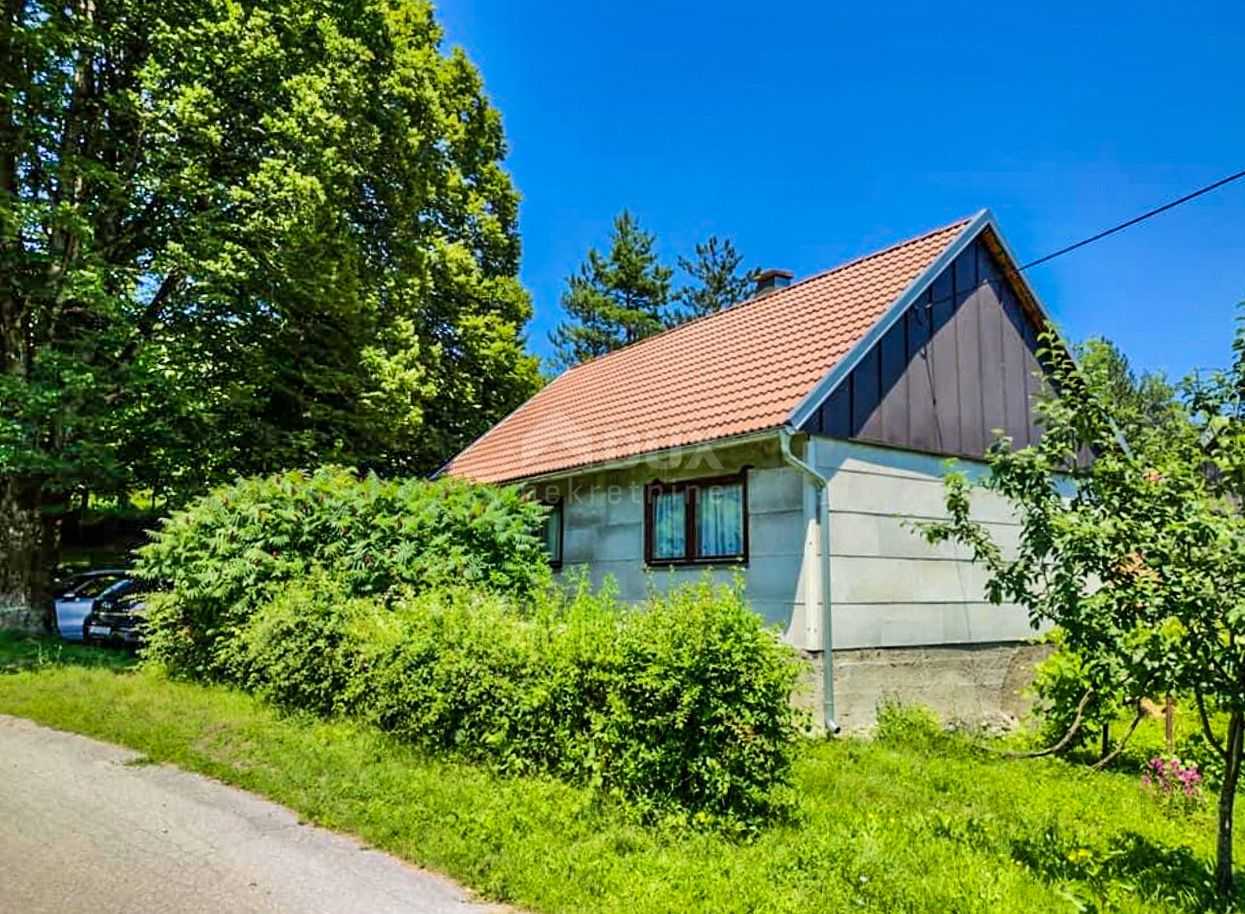 House in Kunić, Karlovac County 12105400