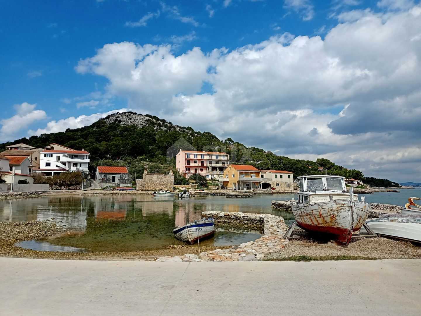 בַּיִת ב Vrgada, Zadar County 12105410