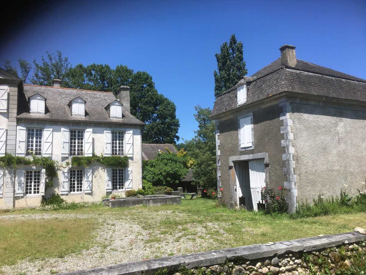 Hus i Pau, Nouvelle-Aquitaine 12106364