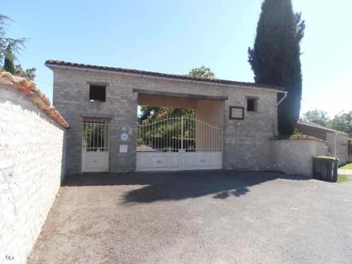 House in Ardilleux, Nouvelle-Aquitaine 12106446