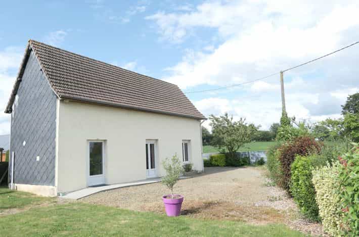 Hus i Le Neufbourg, Normandie 12106476