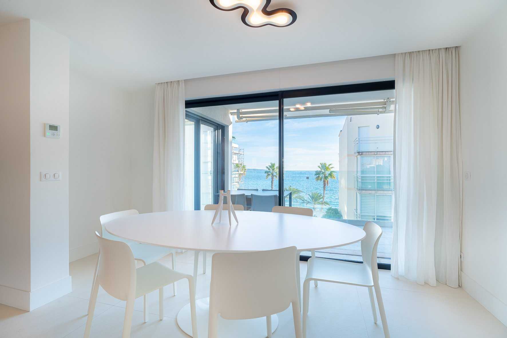 公寓 在 Cannes, Provence-Alpes-Côte d'Azur 12106895
