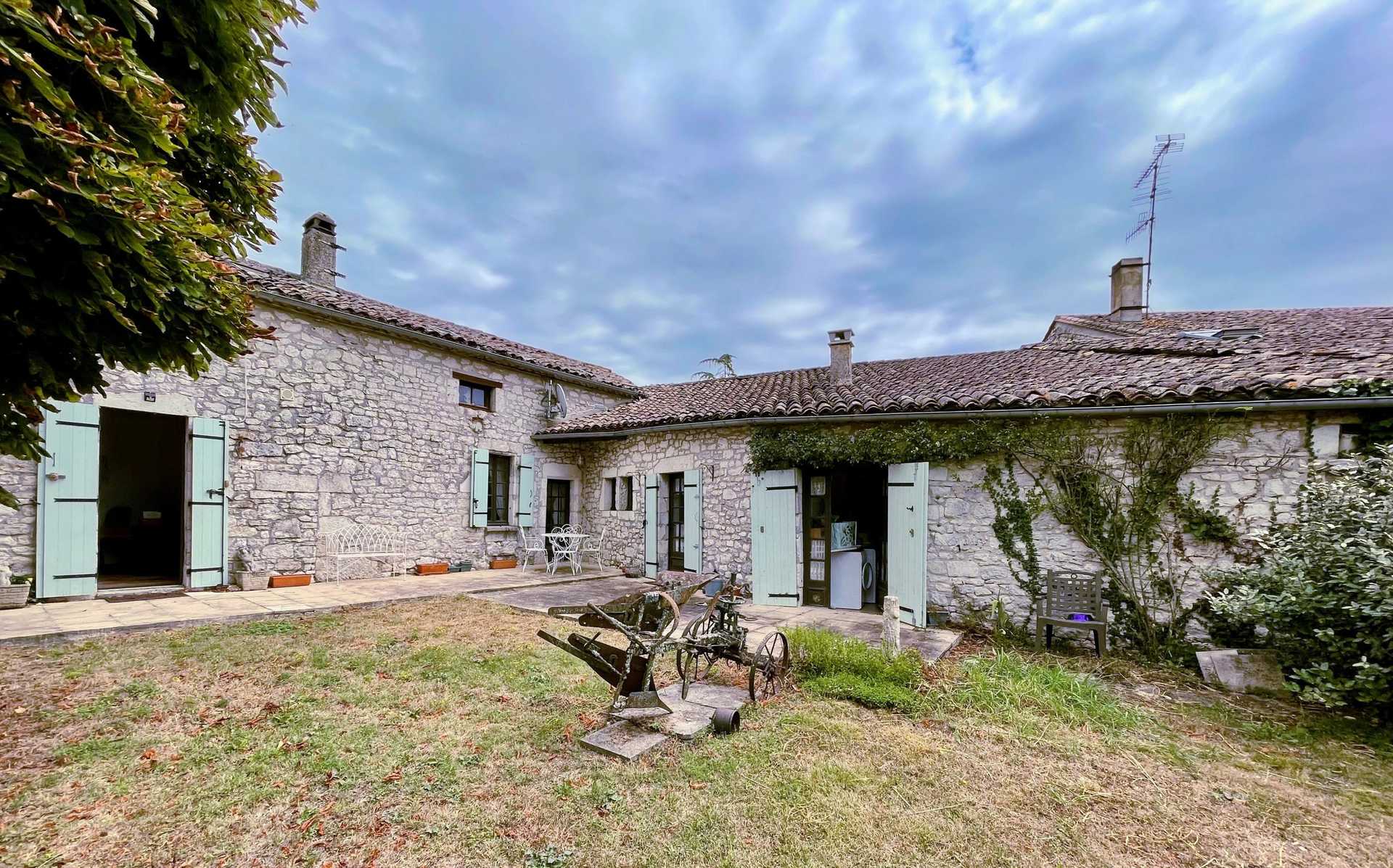 Casa nel Sigoules, Nouvelle-Aquitaine 12106965