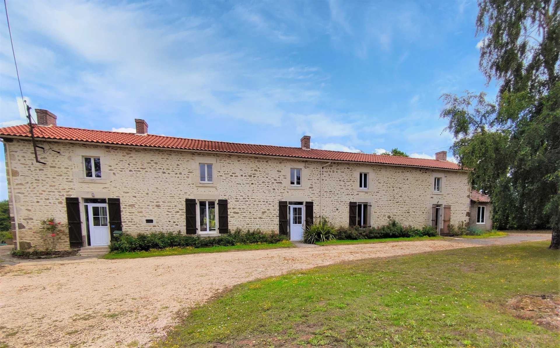 Huis in L'Hermenault, Pays de la Loire 12106983