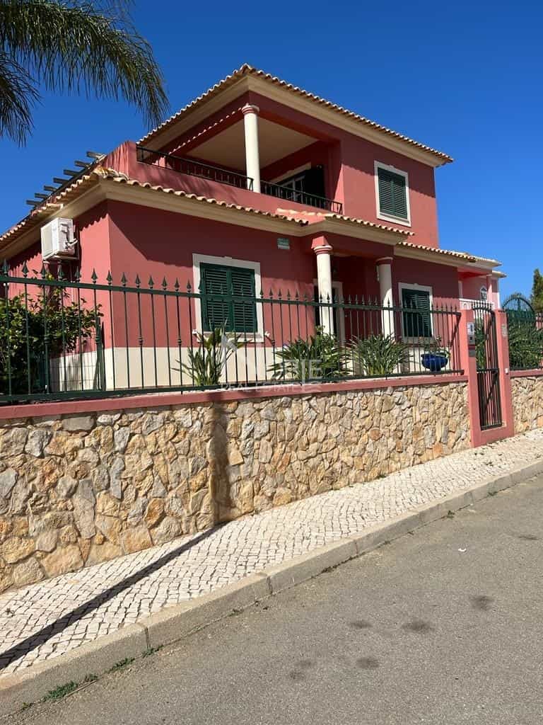House in Sao Bartolomeu de Messines, Faro 12107088
