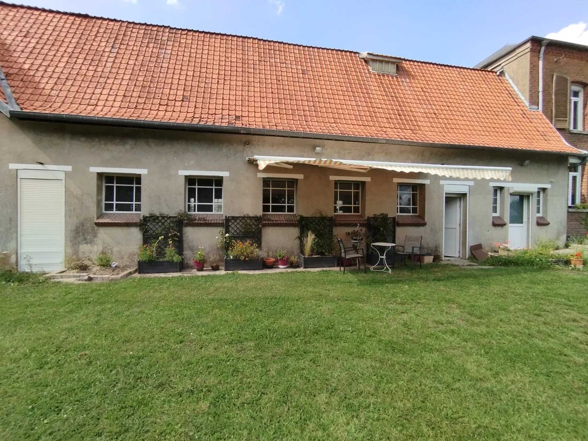 Residential in Avesnes-sur-Helpe, Nord 12107750