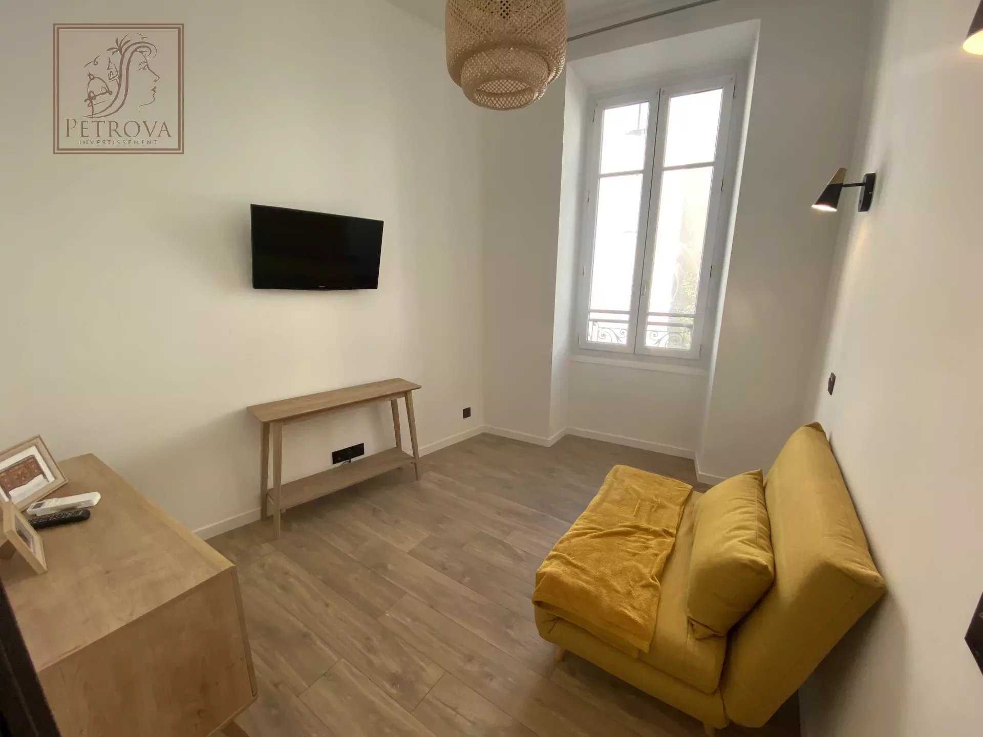 公寓 在 Nice, Alpes-Maritimes 12107787
