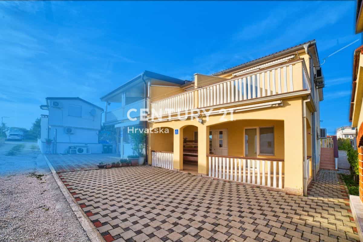 casa en Vir, Zadar County 12108047