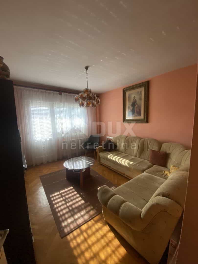 Condominium dans Susak, Primorsko-Goranska Zupanija 12108128