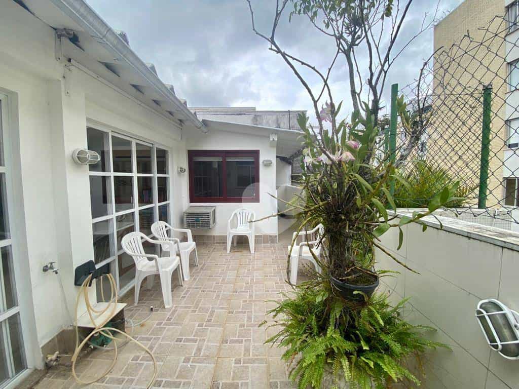 Condominium in Jardim Botanico, Rio de Janeiro 12108201
