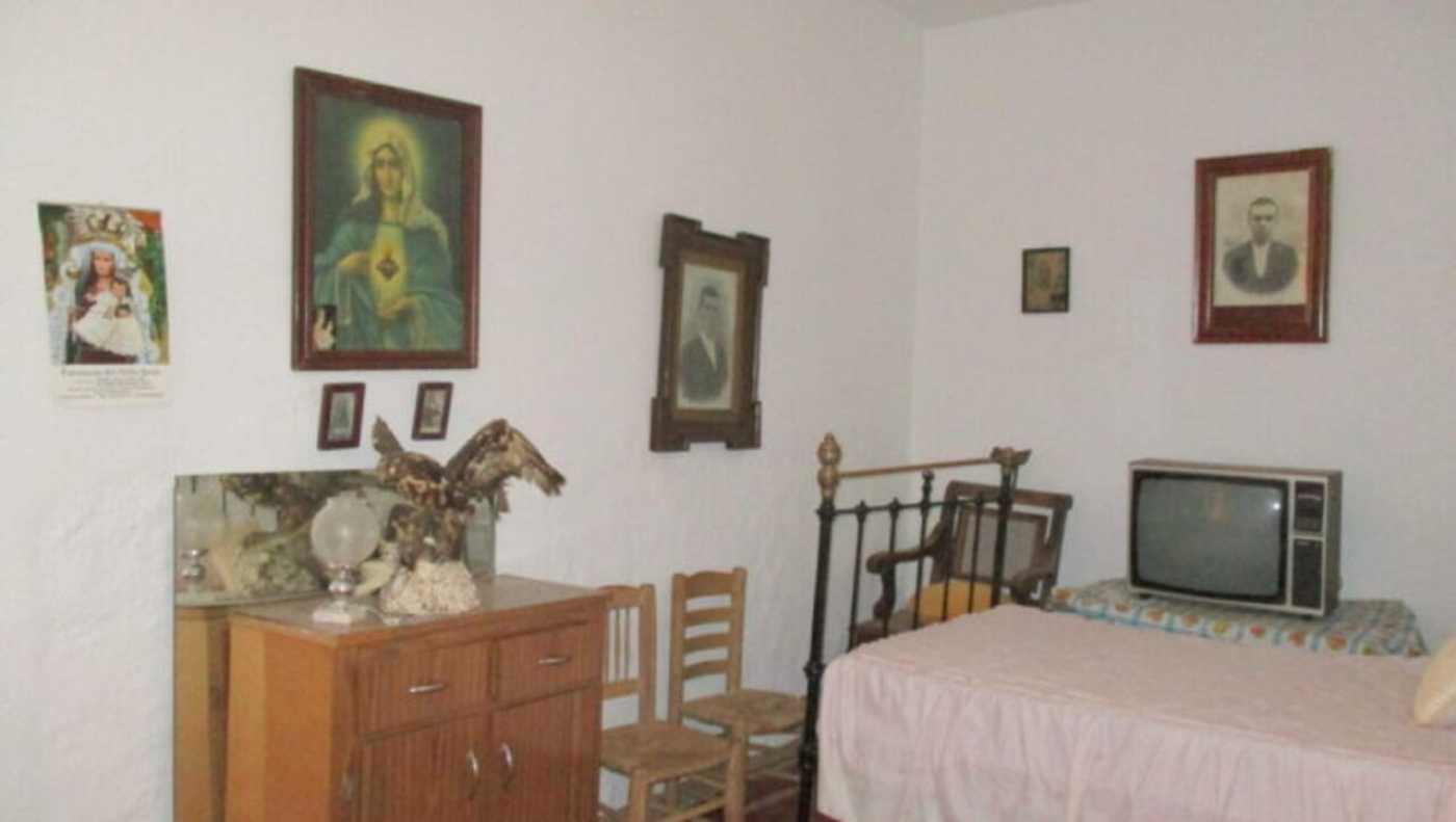 بيت في بيزارا, الأندلس 12108465