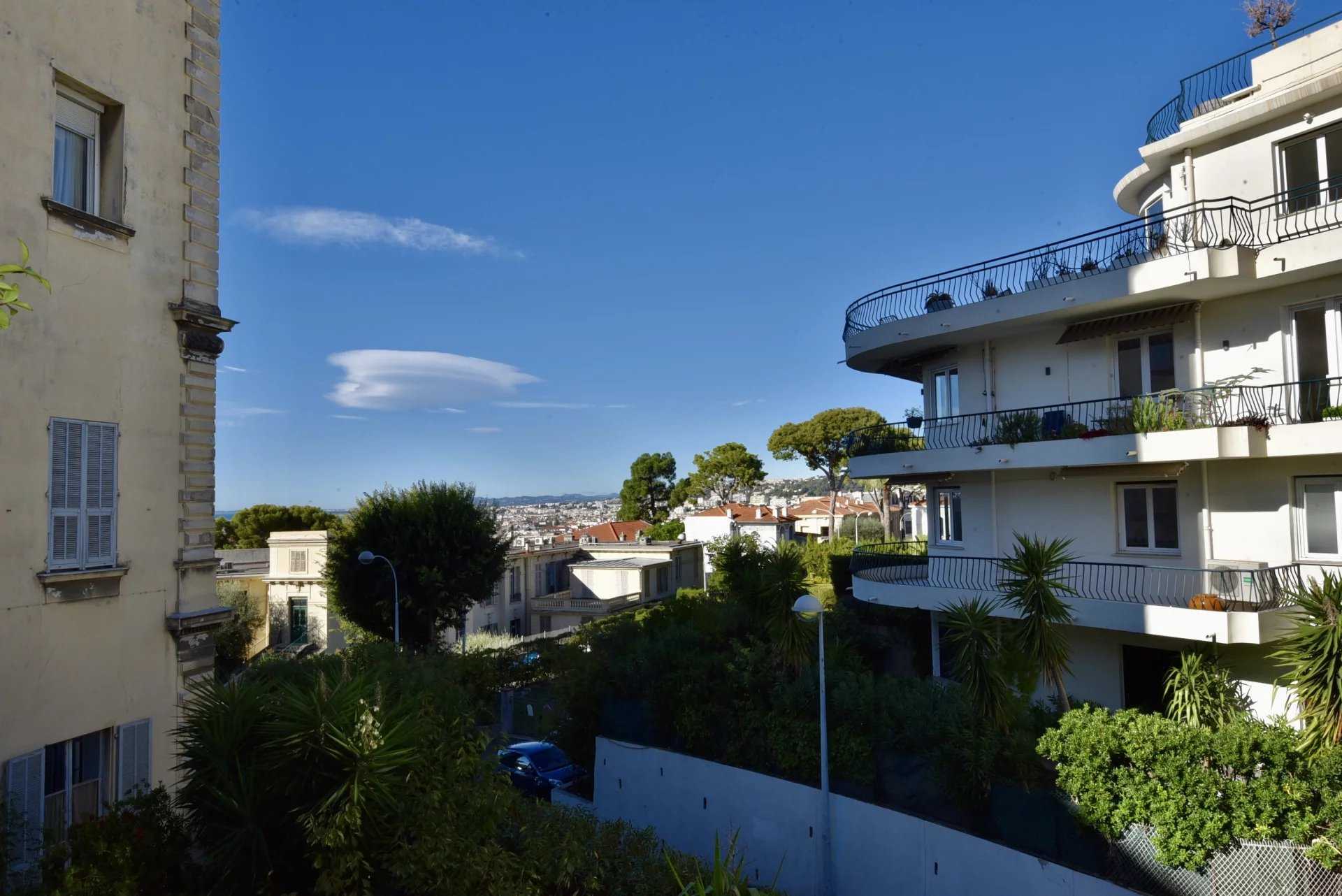 Condominium dans Bon, Provence-Alpes-Côte d'Azur 12109008