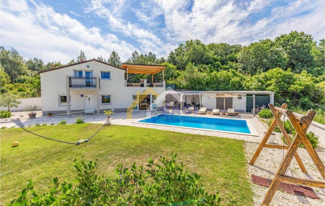 House in Premantura, Istria County 12109248
