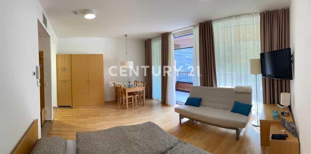 Condominium in Pekre, Maribor 12111084