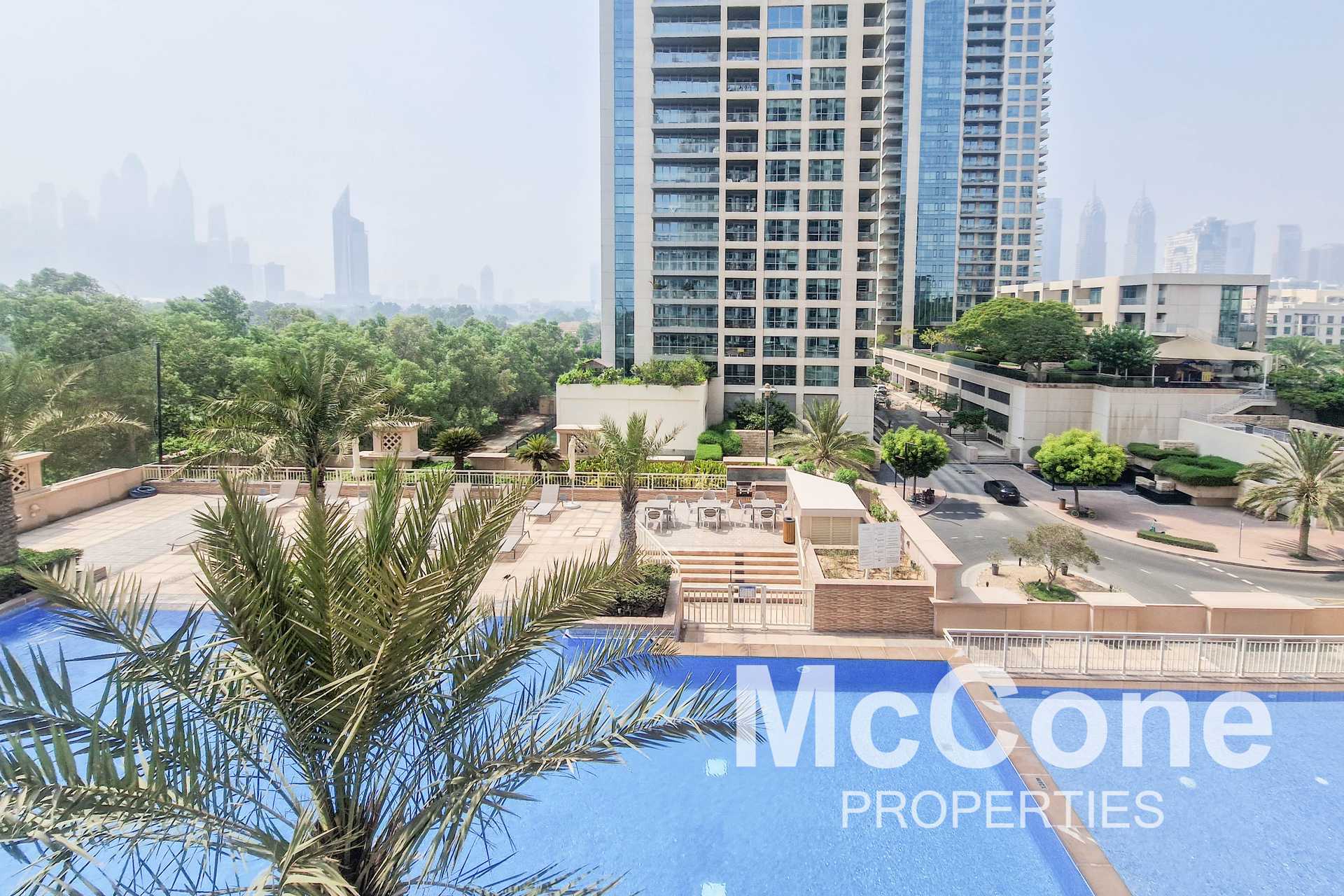 Condominium dans Dubai, Dubai 12111134