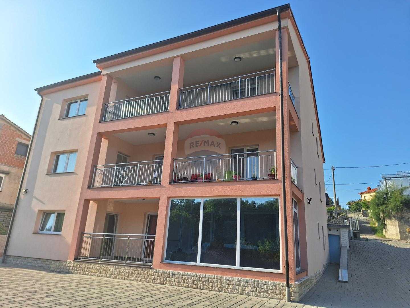Huis in Marinici, Primorsko-Goranska Zupanija 12111488