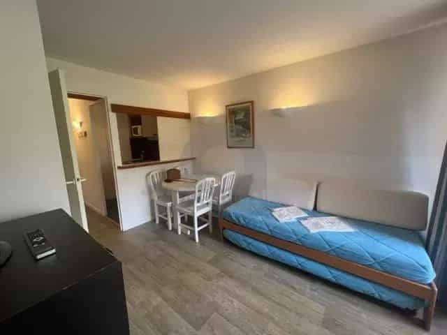 Condominium in Cap Martin, Provence-Alpes-Cote d'Azur 12112047