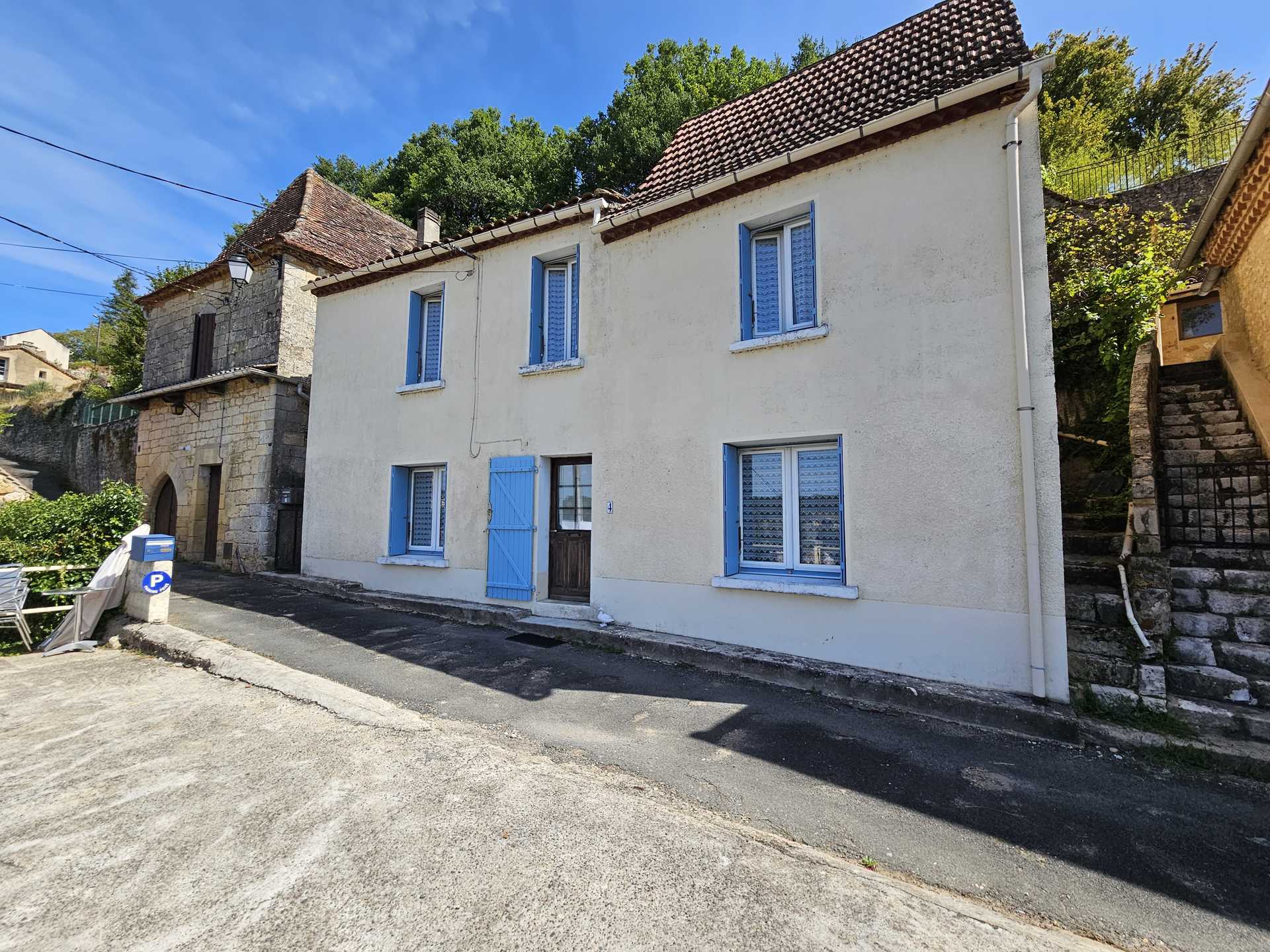 House in Couze-et-Saint-Front, Nouvelle-Aquitaine 12113496