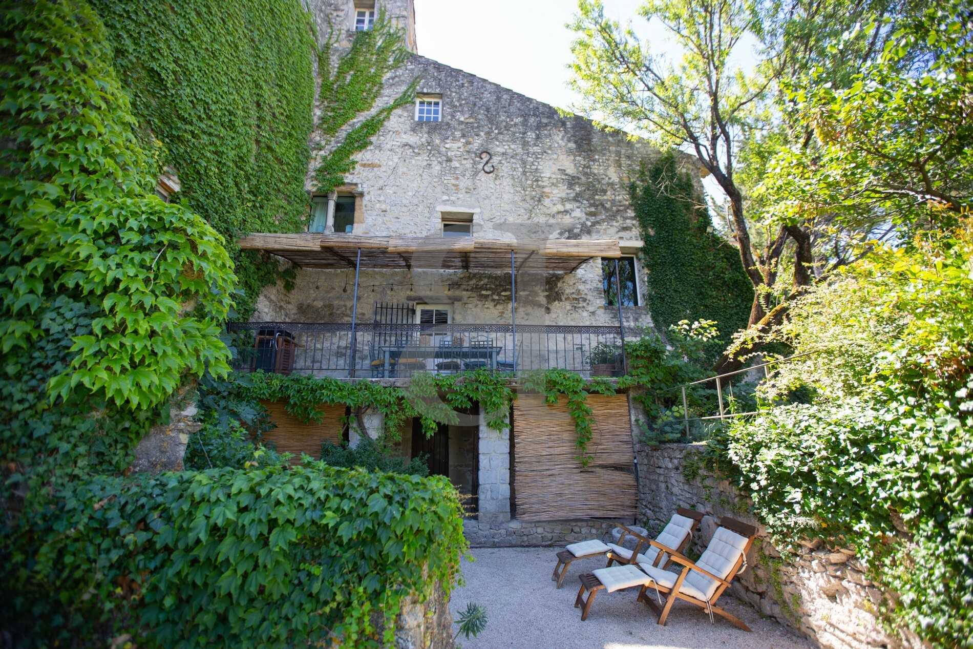 loger dans Vaison-la-Romaine, Provence-Alpes-Côte d'Azur 12113716