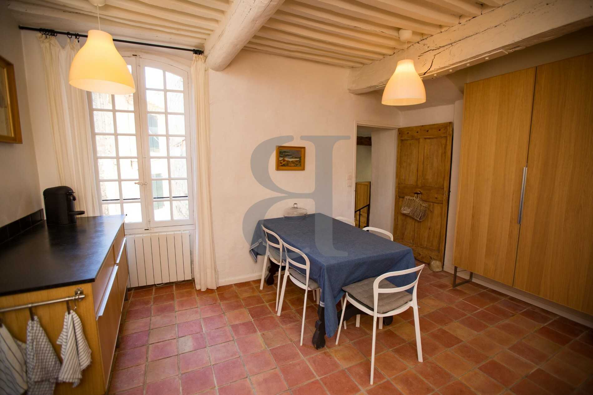 Dom w Vaison-la-Romaine, Provence-Alpes-Côte d'Azur 12113716