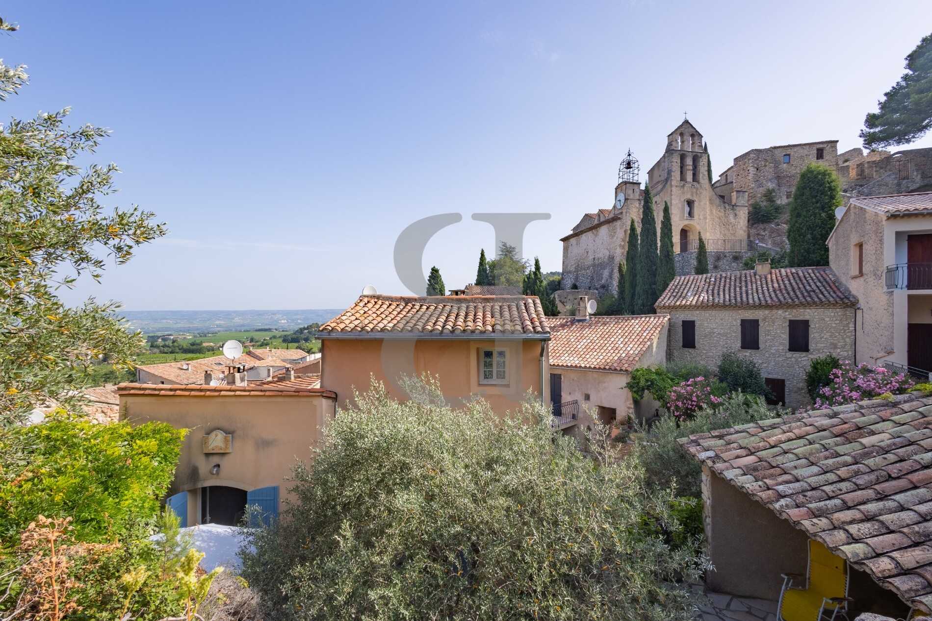 Hus i Gigondas, Provence-Alpes-Cote d'Azur 12113728