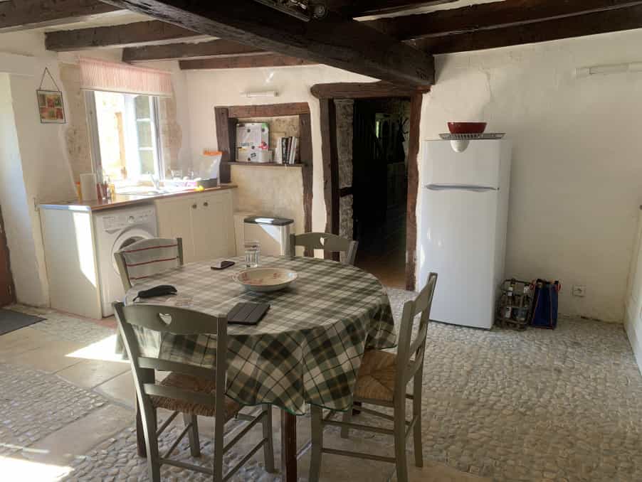 House in Mansle, Nouvelle-Aquitaine 12113985