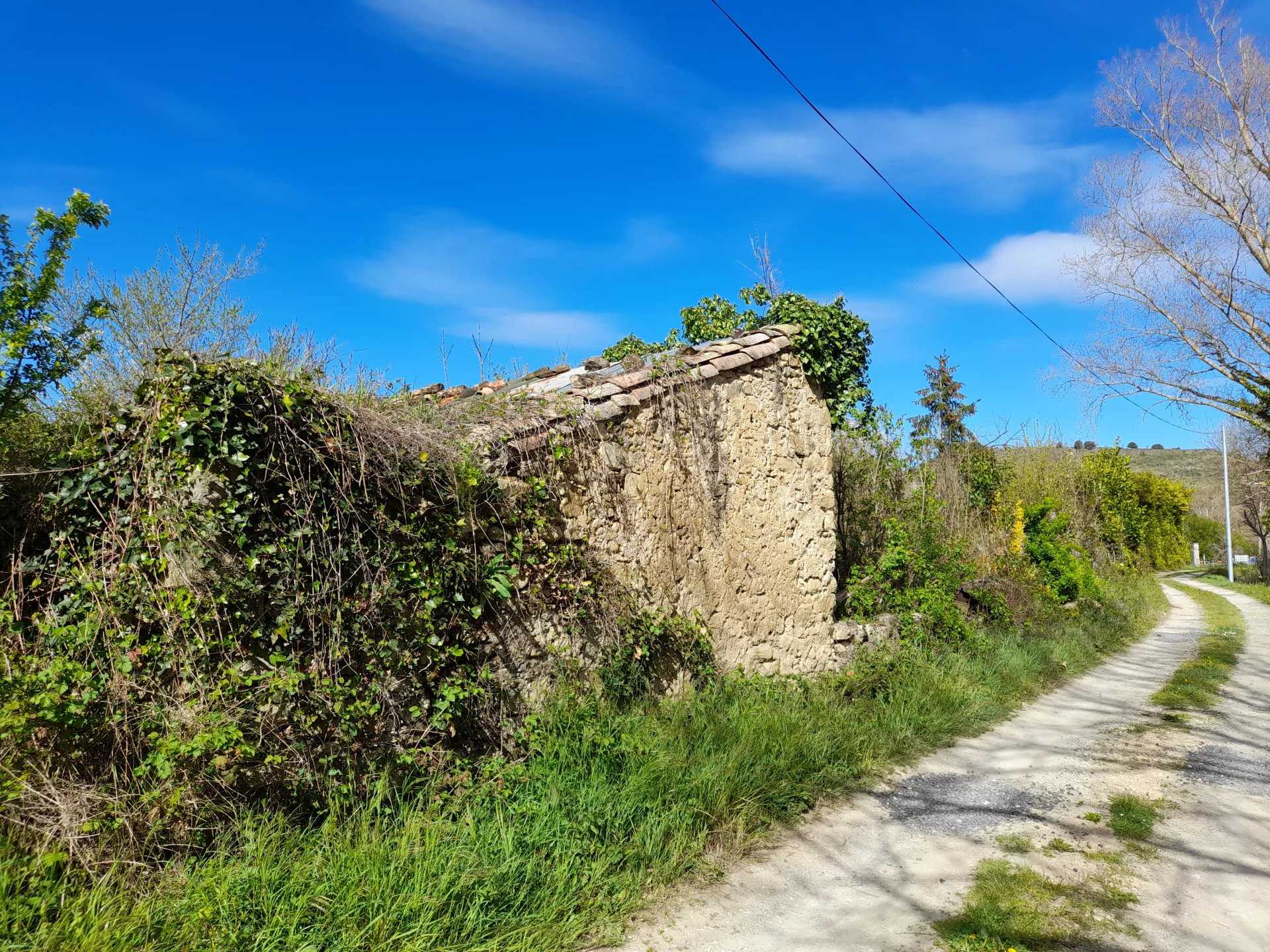 房子 在 Espéraza, Occitanie 12114019