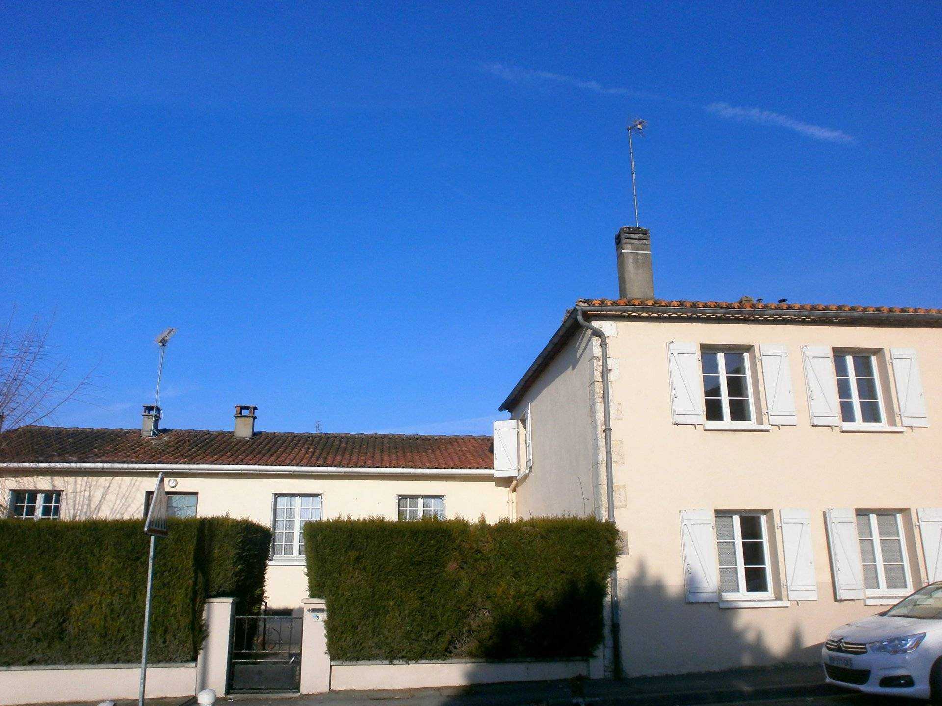 Будинок в Montmoreau, Nouvelle-Aquitaine 12114038