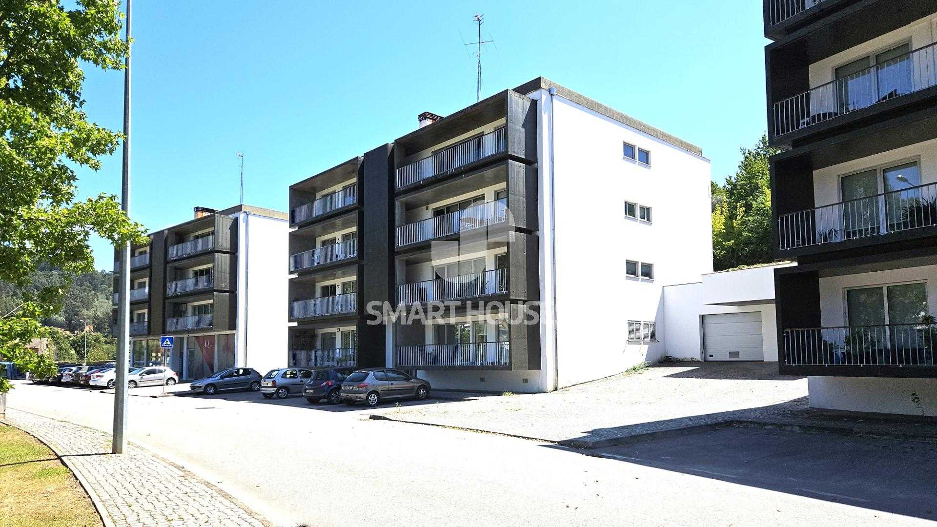 Condominium in Rossio en Sul do Tejo, Santarém 12114102