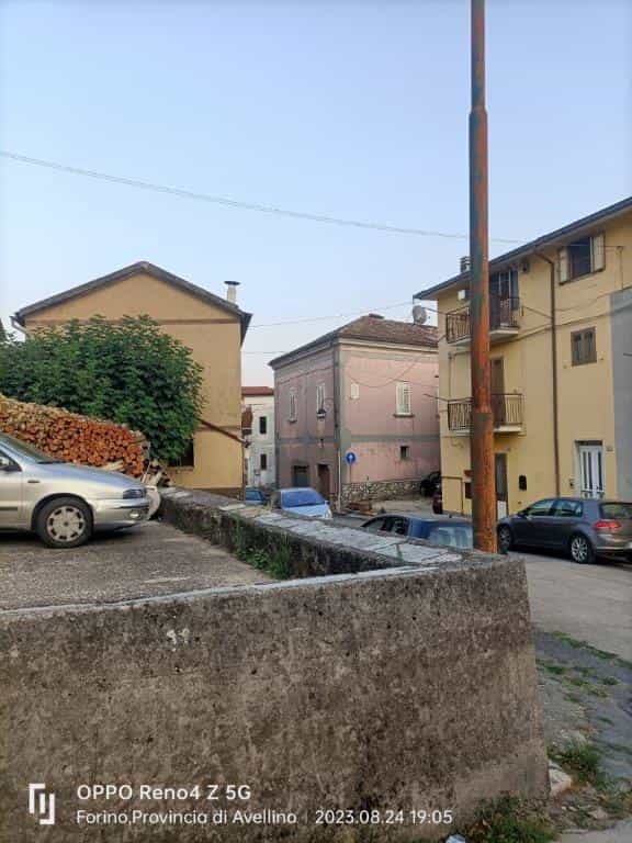 Hus i Forino, Campania 12114112