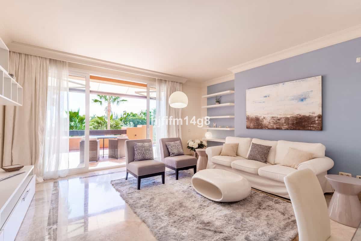 Condominium in Marbella, Andalusia 12114583